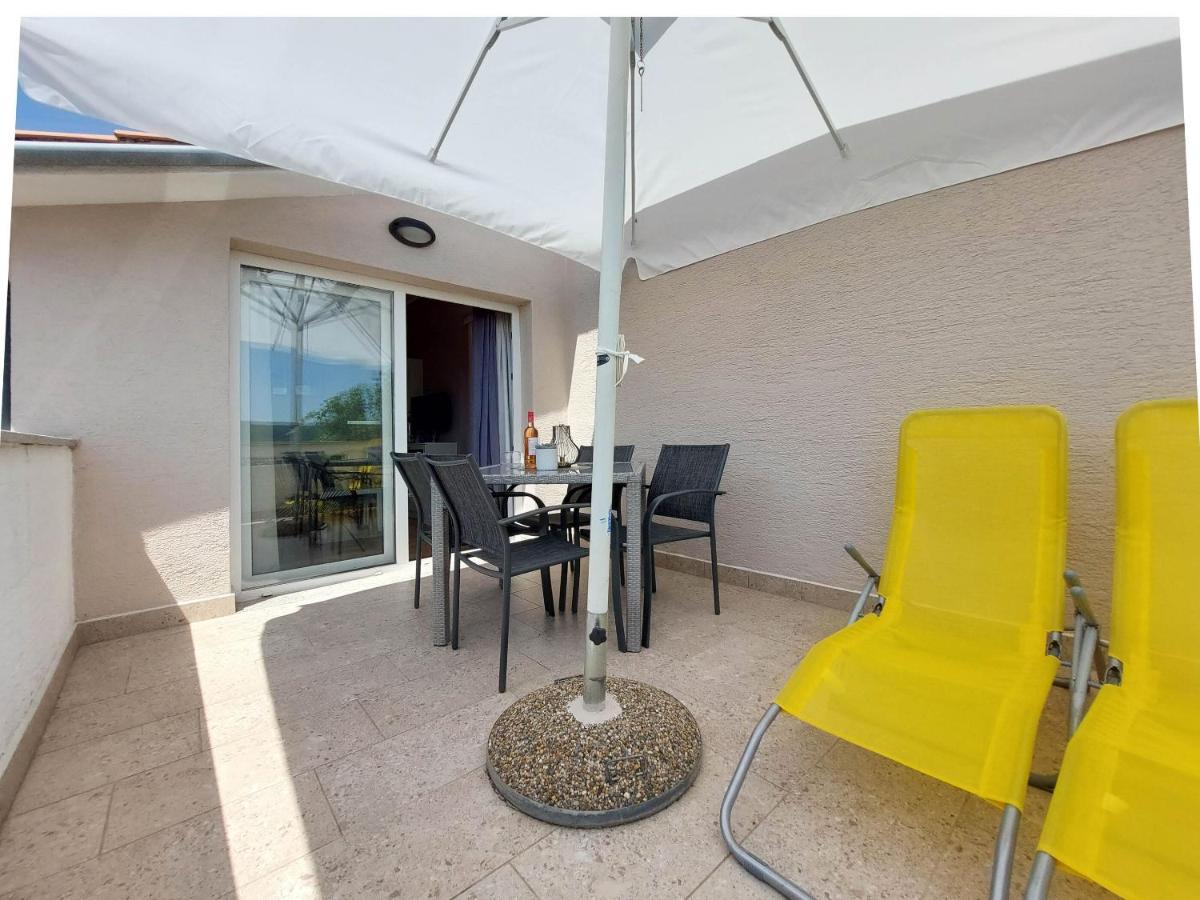 Apartment Marino Cizici Exterior photo